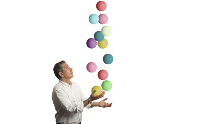 Juggling-man-400x700